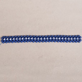 Annelida bracelet complete second row of right angle weave